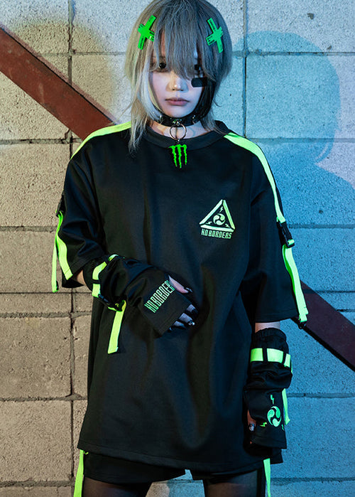 Uzurai Cyberpunk Tech Oversized Black Green Tee