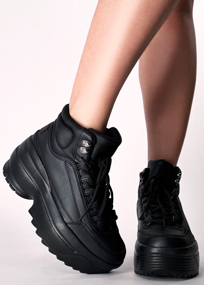 MACY 01 Shadow Mode Black Platform Sneakers