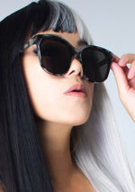 Gia Sunglasses in Kombu/Grey